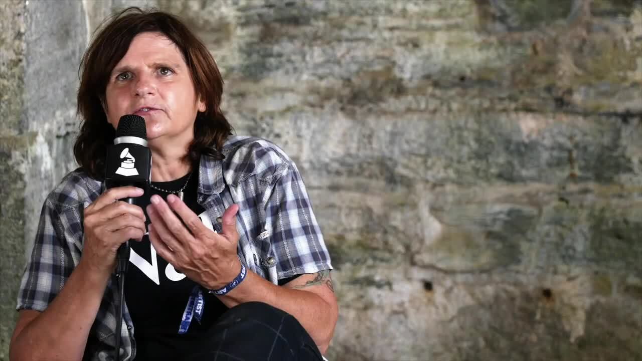 Amy Ray Talks New Indigo Girls Music