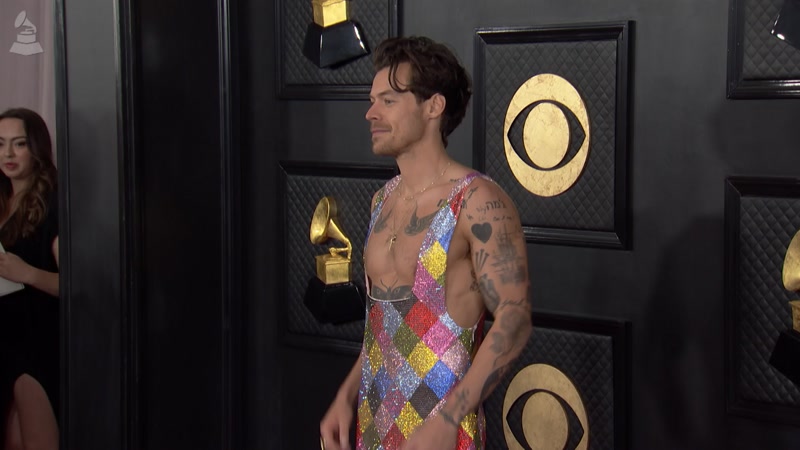 Harry Styles Walks The GRAMMYs Red Carpet