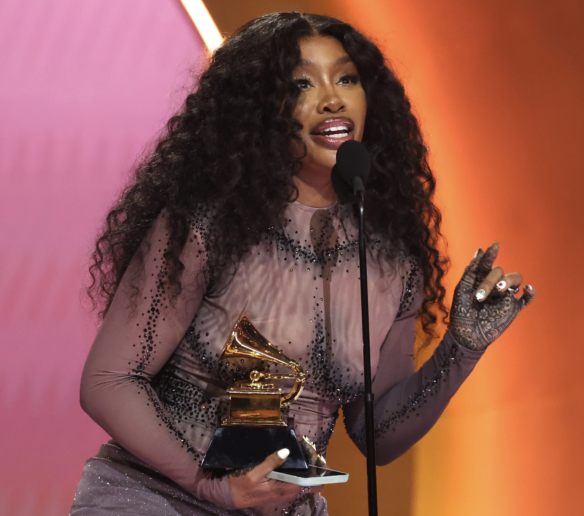 SZA Wins Best R&B Song | 2024 GRAMMYs